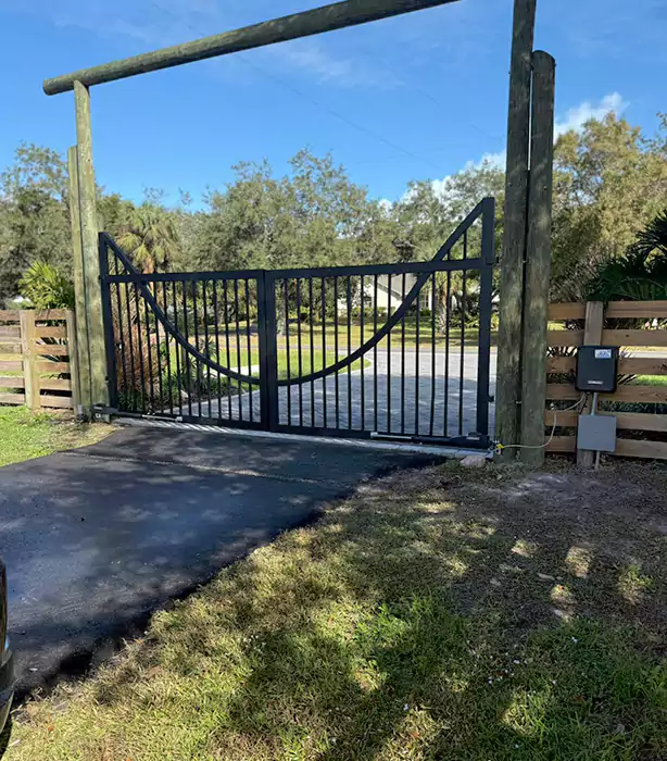 Gate Repair Services in Belle Glade, FL